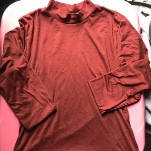Smooth turtle neck